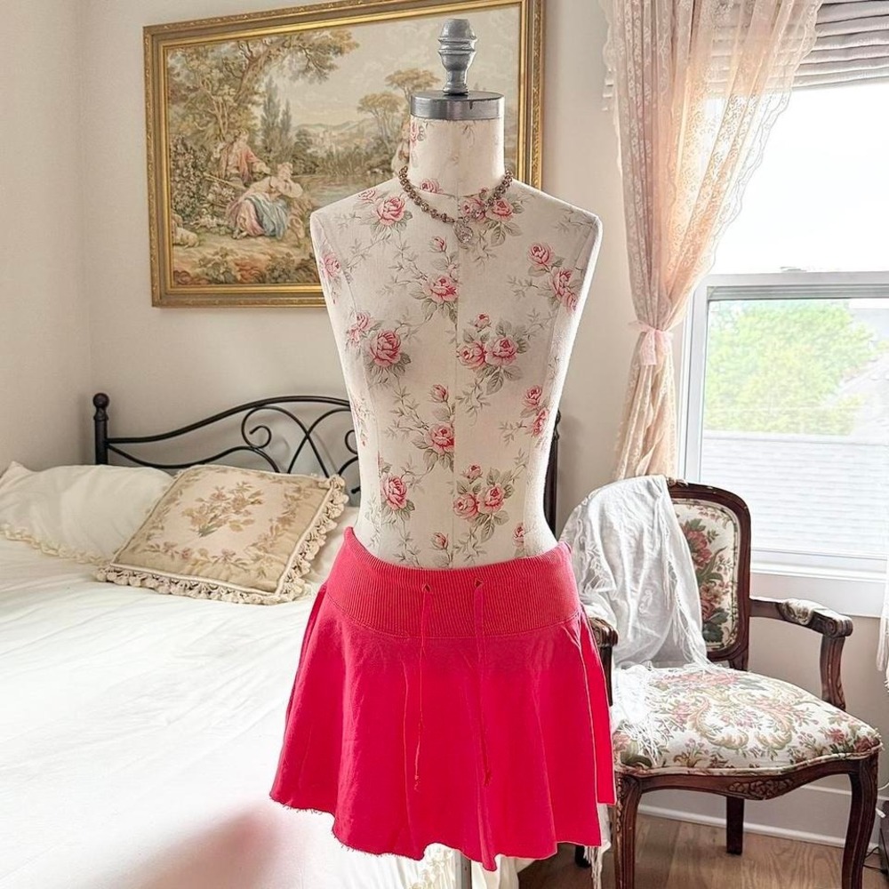 pink mini skirt  Y2K hot pink‎ mini skirt DMBM drawstring